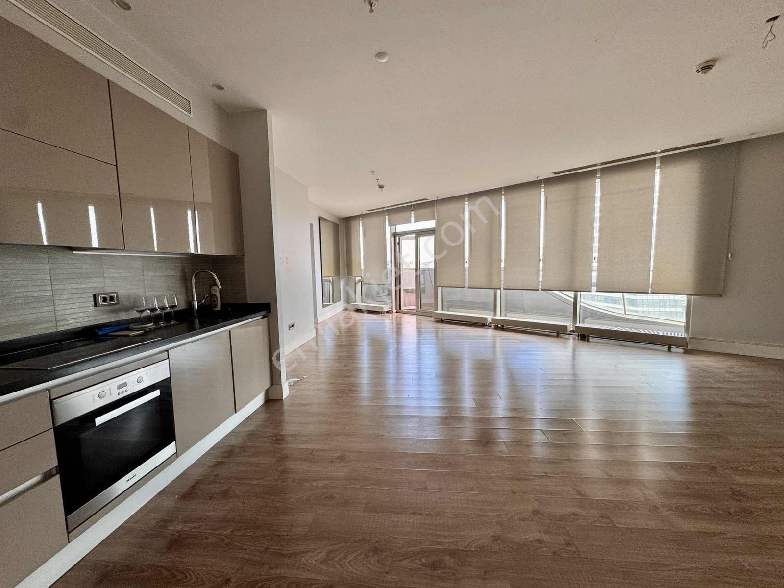 Metropol İstanbul C1 Blok Teraslı 2+1 Kiralık Ofis - Görsel 16