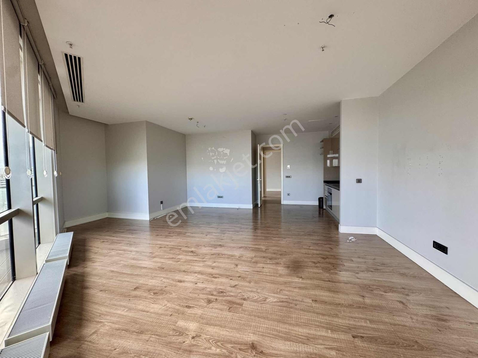 Metropol İstanbul C1 Blok Teraslı 2+1 Kiralık Ofis - Görsel 15