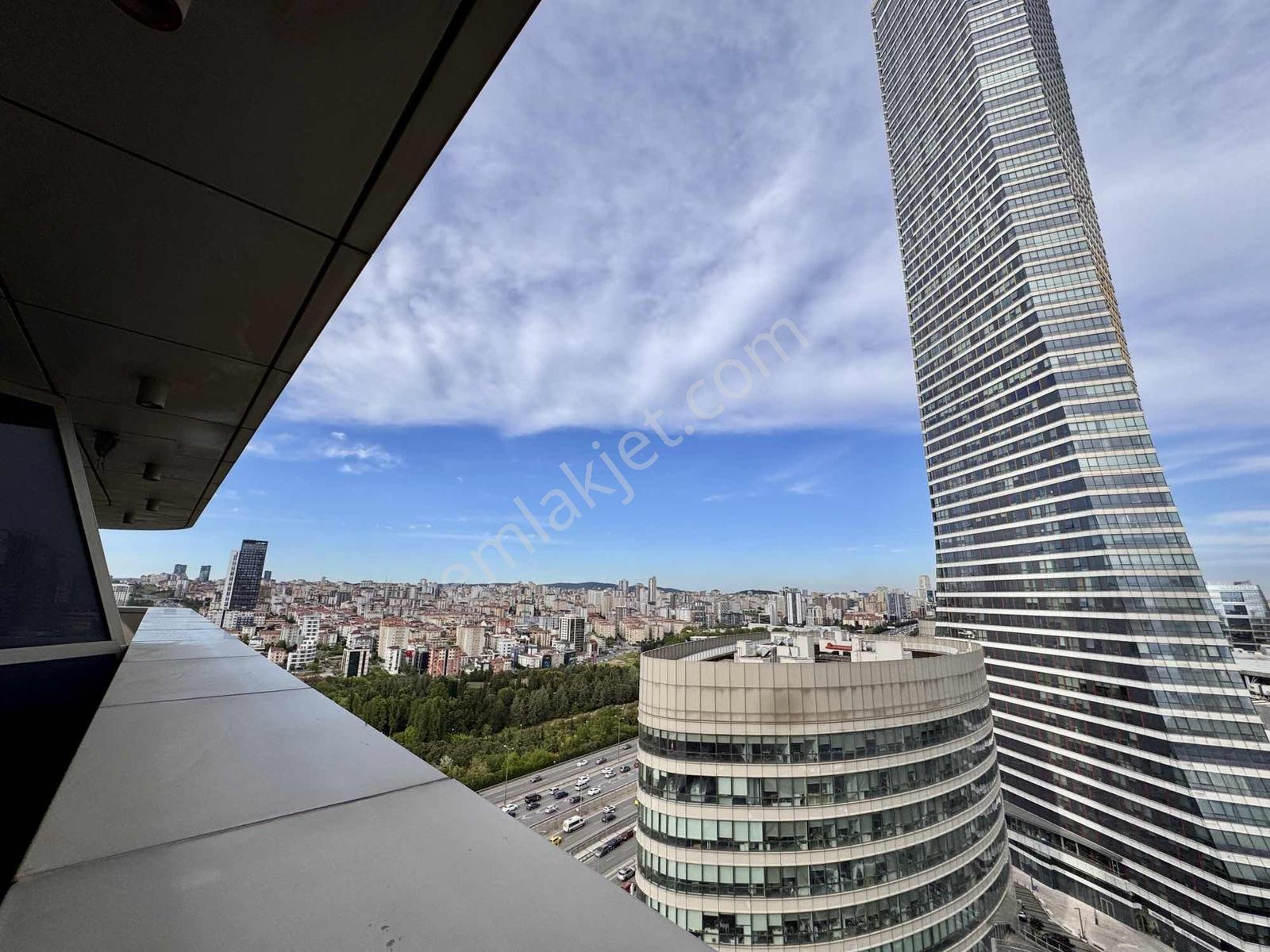 Metropol İstanbul C1 Blok Teraslı 2+1 Kiralık Ofis - Görsel 14