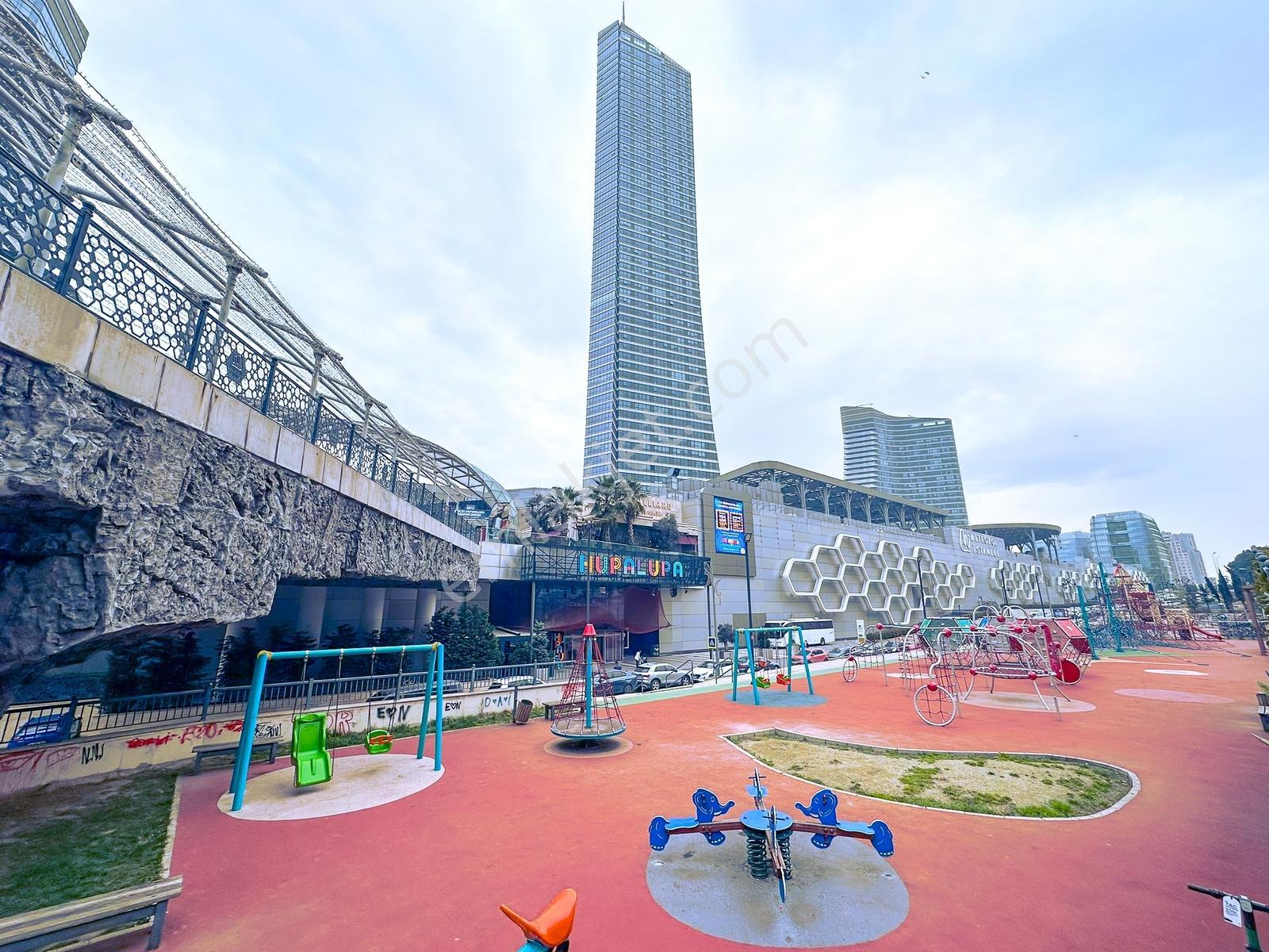 Metropol İstanbul C1 Blok Teraslı 2+1 Kiralık Ofis - Görsel 4