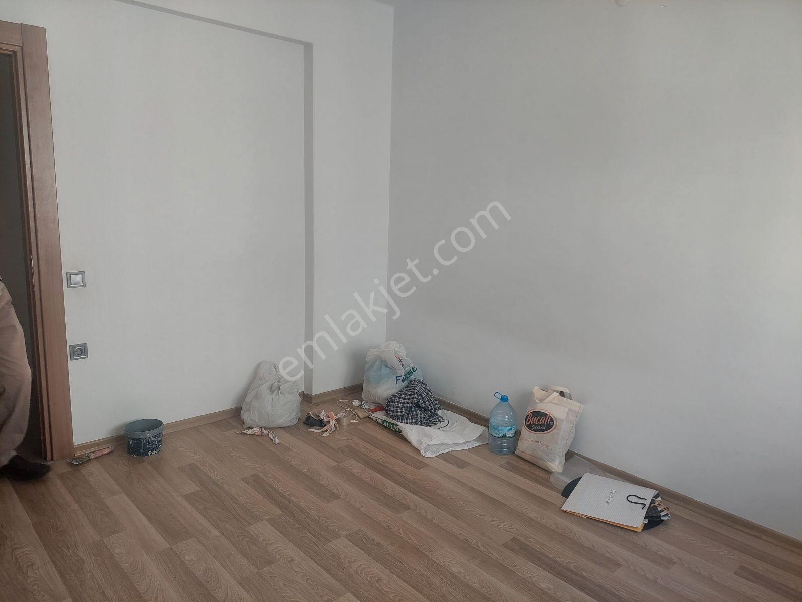 Gazi Mah De Yeni Binada Asansörlü Kiralık Daire - Görsel 9
