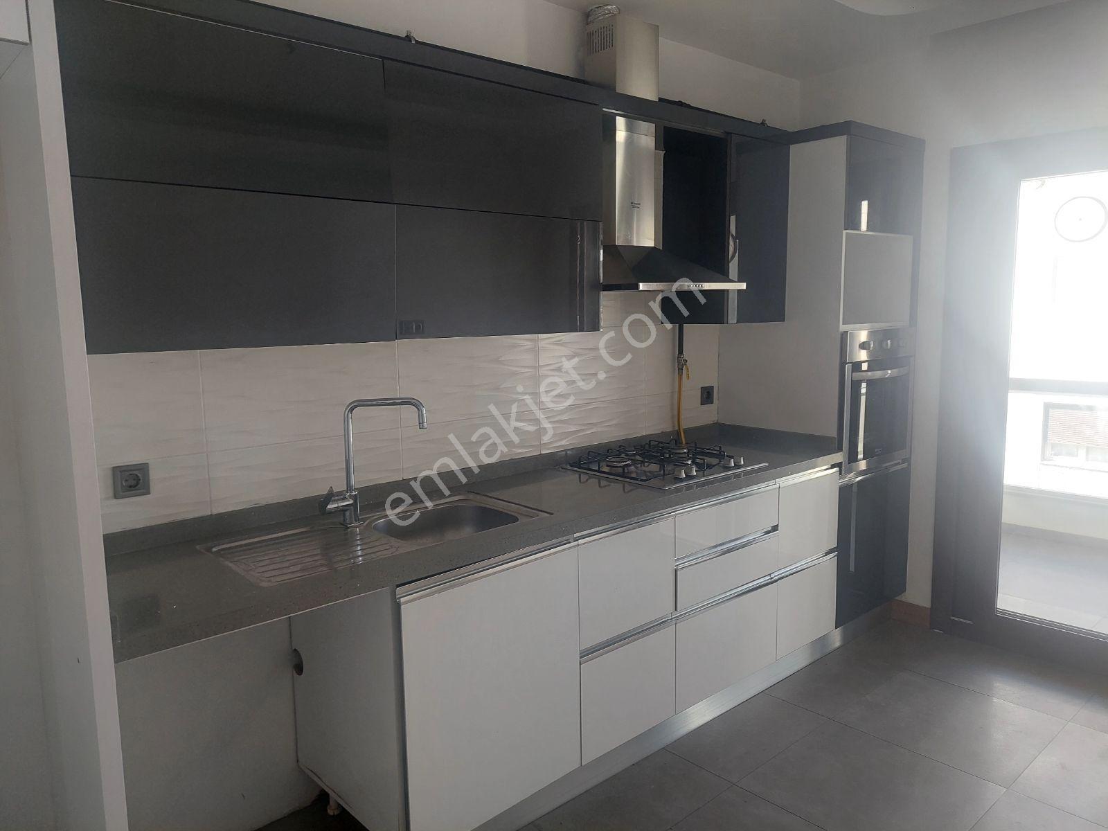 Gazi Mah De Yeni Binada Asansörlü Kiralık Daire - Görsel 19