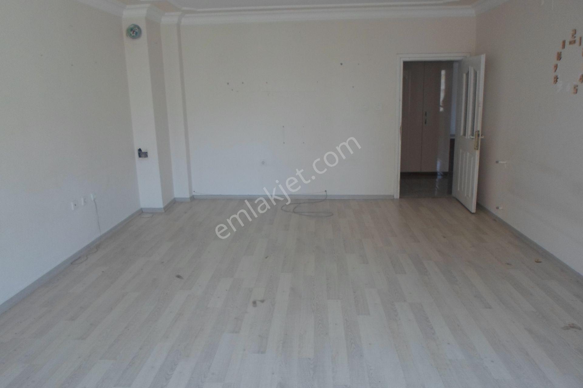 Aylık Mezitli Mükemmel Lokasyon Geniş 3+1 Kiralık Daire....
