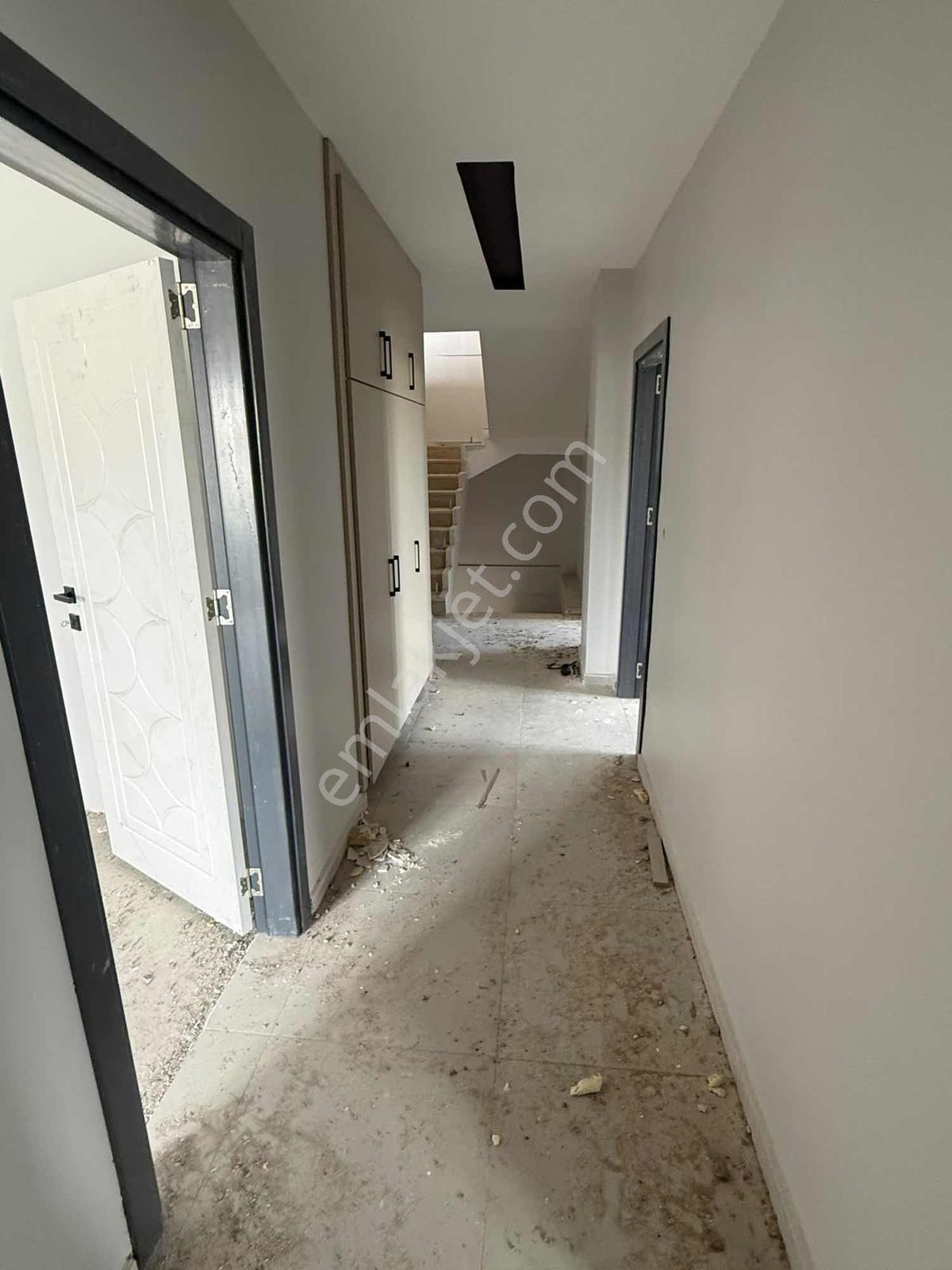 Batman Kılıç Köyünde Satılık 1300 M2 Arsa İçinde Triplex Villa - Görsel 25