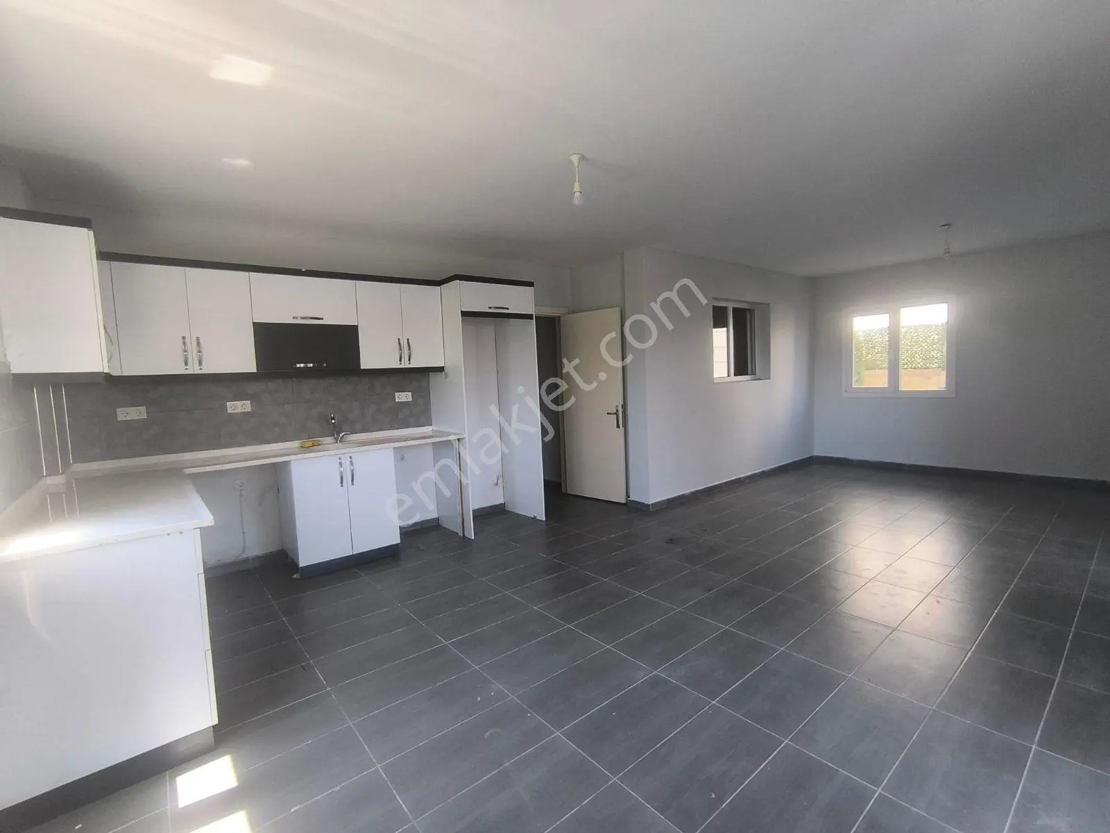 Kiralık Villa Daire Kuşadası Kadınlar Denizi 2+1 - Görsel 2