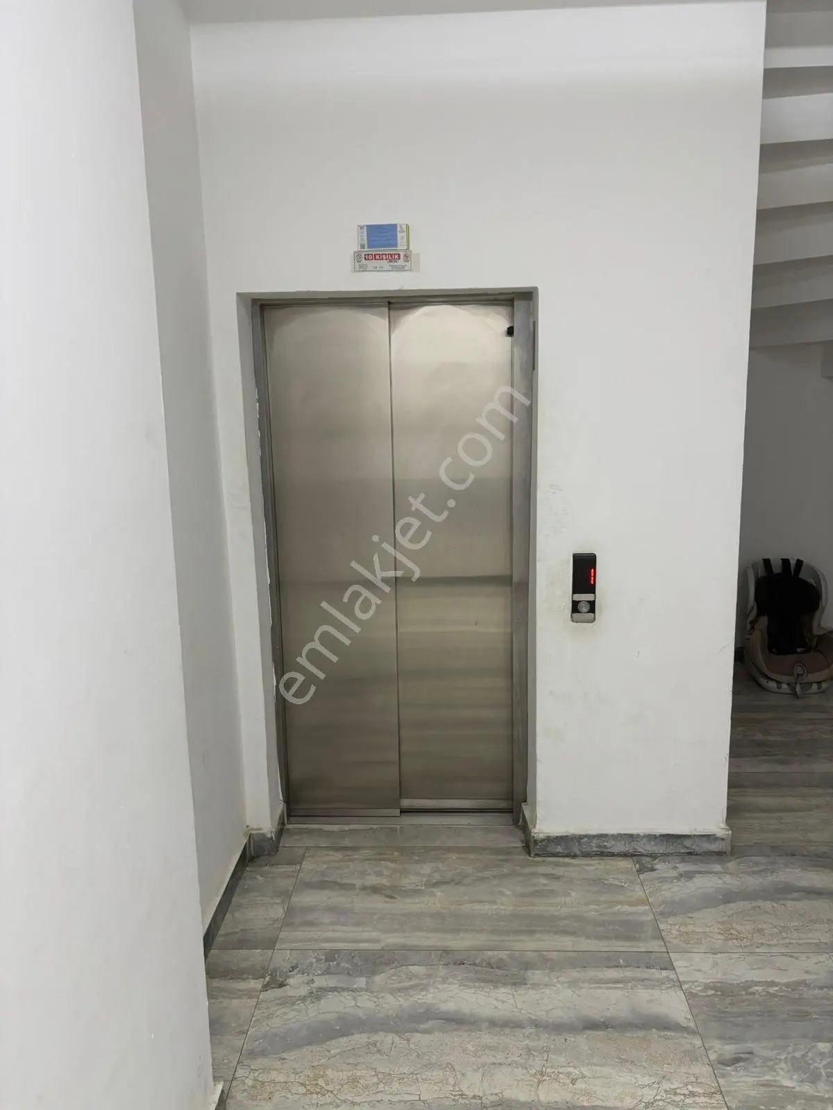 Bayraklı R. Şevket İnce Mahallesi 2+1 5 Yıllık Asansörlü Mkd Den - Görsel 24