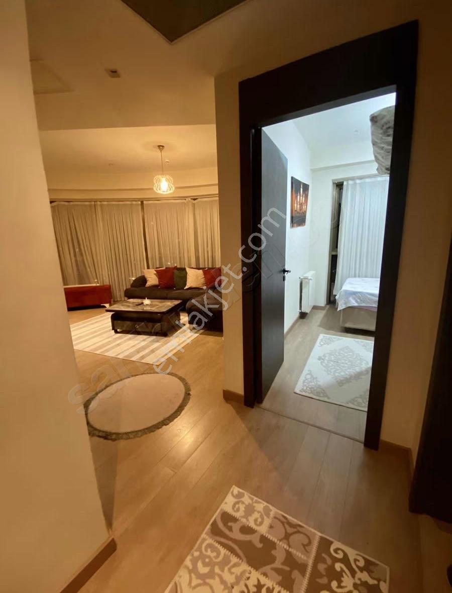 Ataköy Nef 22'de Full Eşyalı Yüksek Kat 1+1 Kiralık Daire - Görsel 24