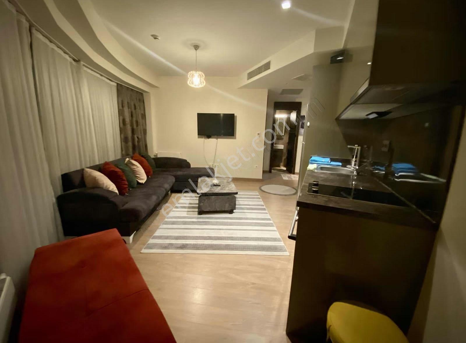 Ataköy Nef 22'de Full Eşyalı Yüksek Kat 1+1 Kiralık Daire - Görsel 13