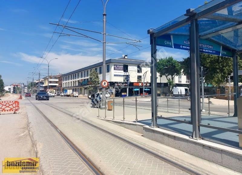 Bozdemir'den Alikahya Akar Market Üstünde Satılık 2+1 Daire