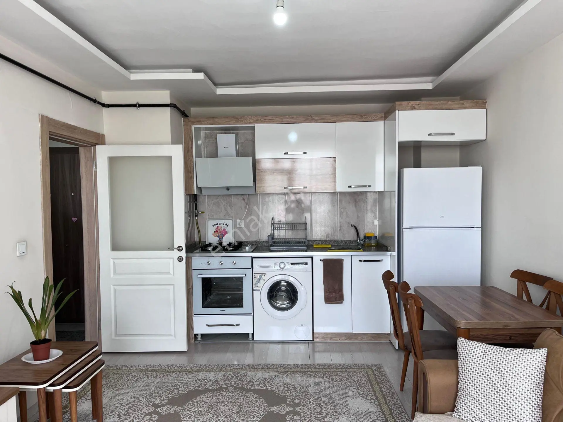 Van Avm Civarı Kiralık Eşyalı 1+1 Geniş Daire - Görsel 6