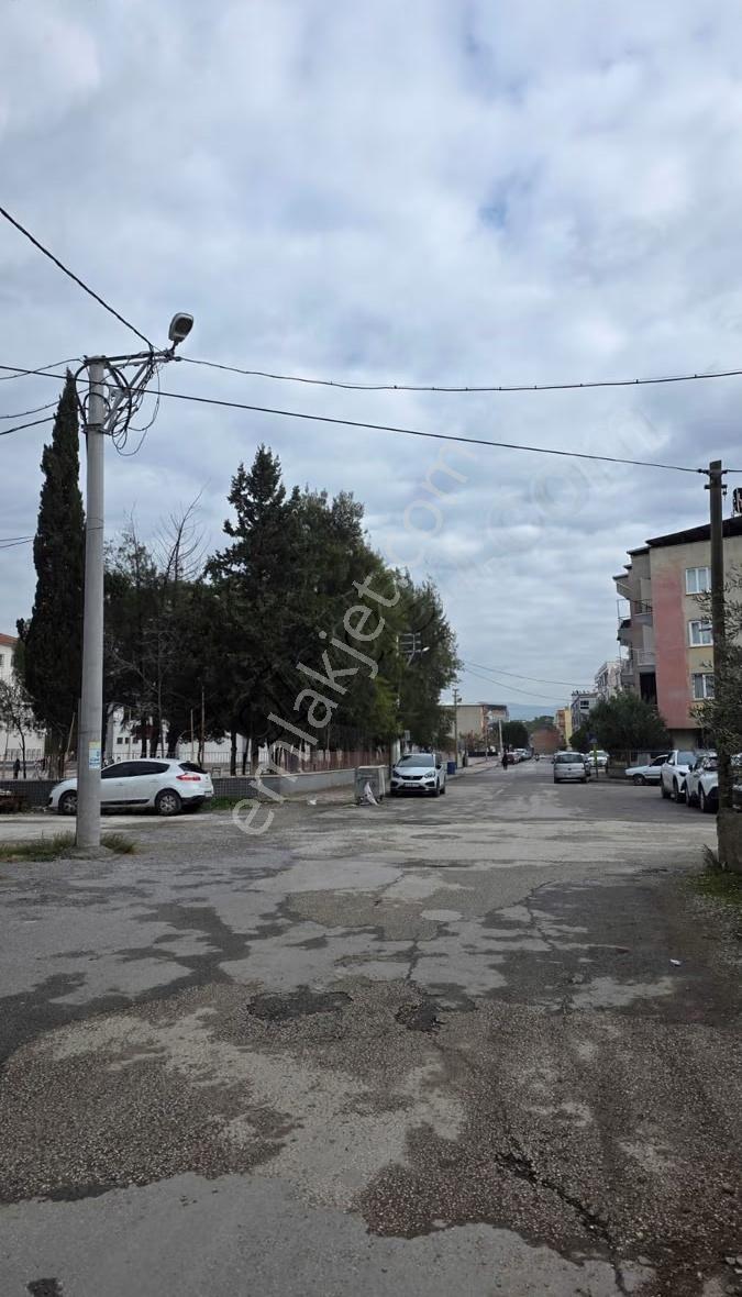 Yalçınlar Gayrimenkul'den Reşatbey'de Satılık Arsa - Görsel 2
