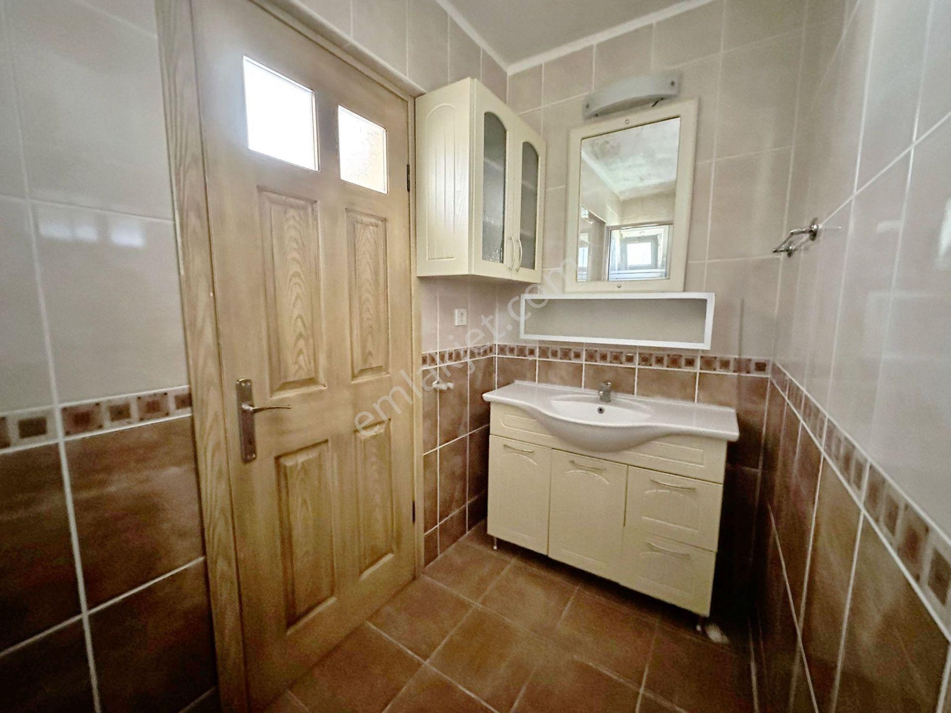 Ulamış Yeşilkent Sitesinde Kiralık Bahçeli Müstakil Villa - Görsel 23