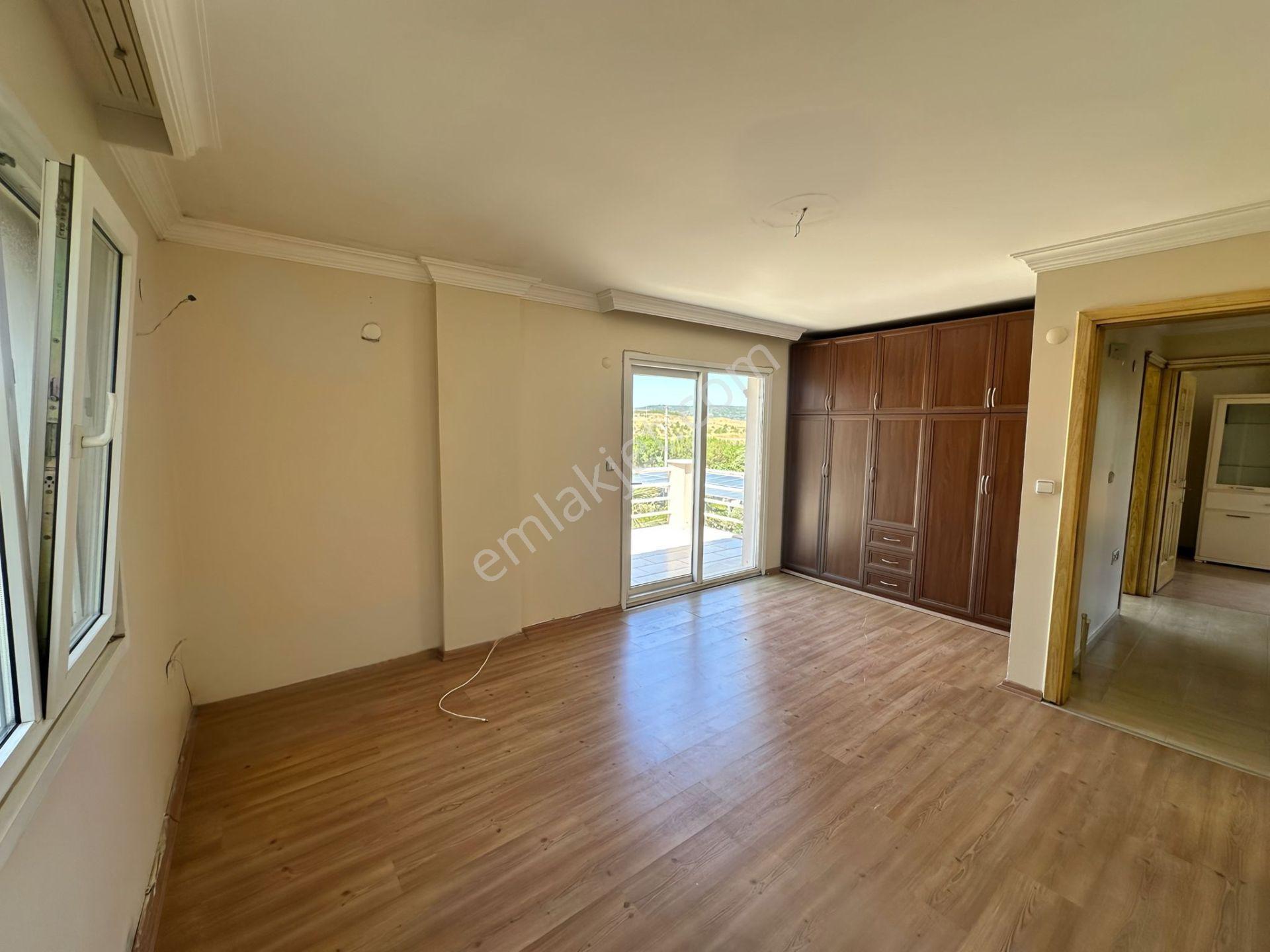Ulamış Yeşilkent Sitesinde Kiralık Bahçeli Müstakil Villa - Görsel 16