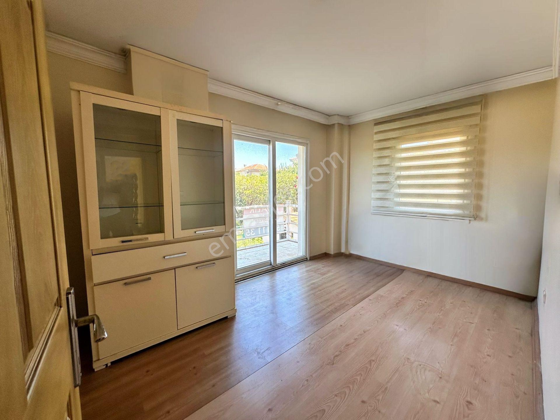 Ulamış Yeşilkent Sitesinde Kiralık Bahçeli Müstakil Villa - Görsel 22