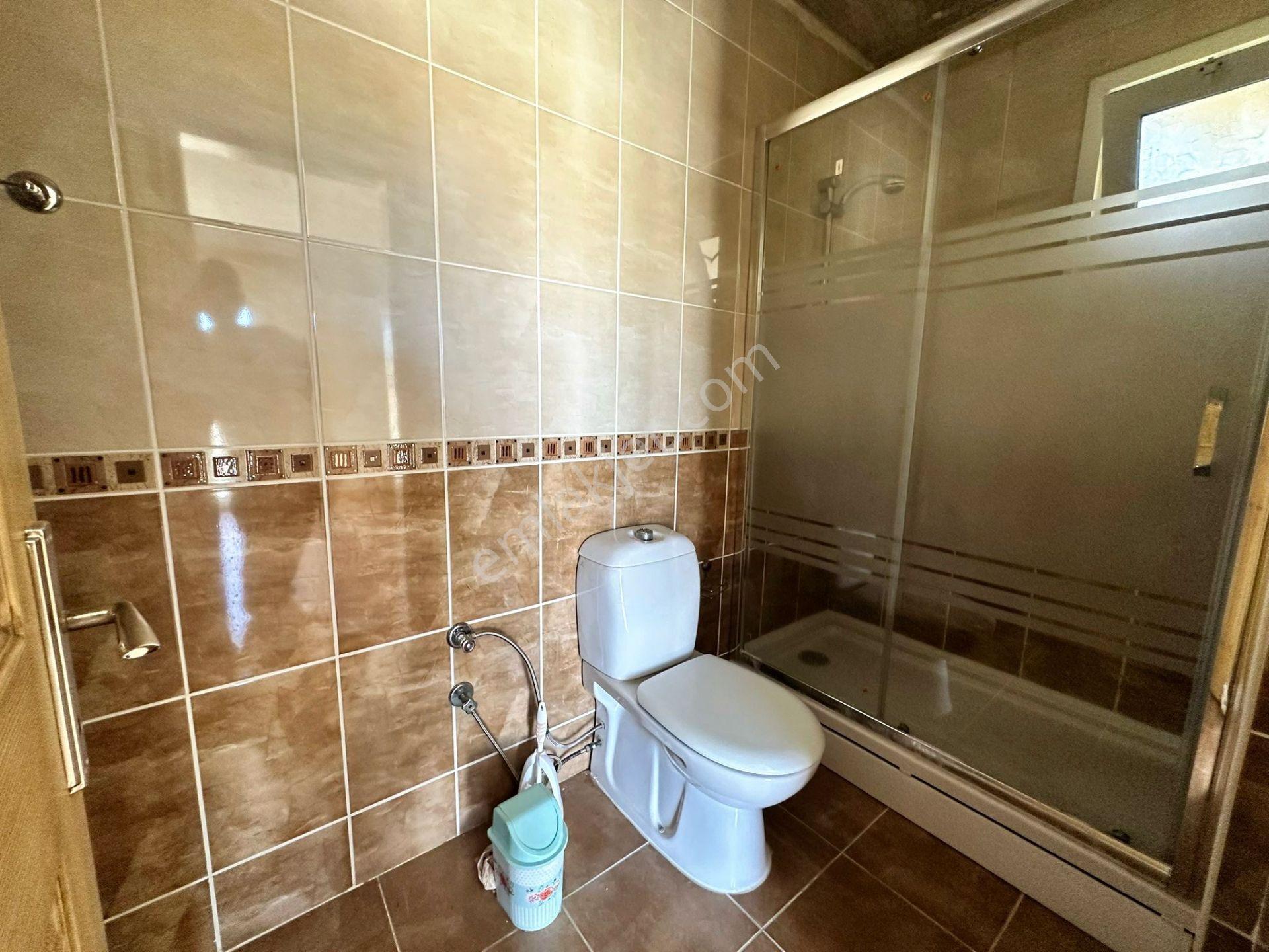 Ulamış Yeşilkent Sitesinde Kiralık Bahçeli Müstakil Villa - Görsel 13