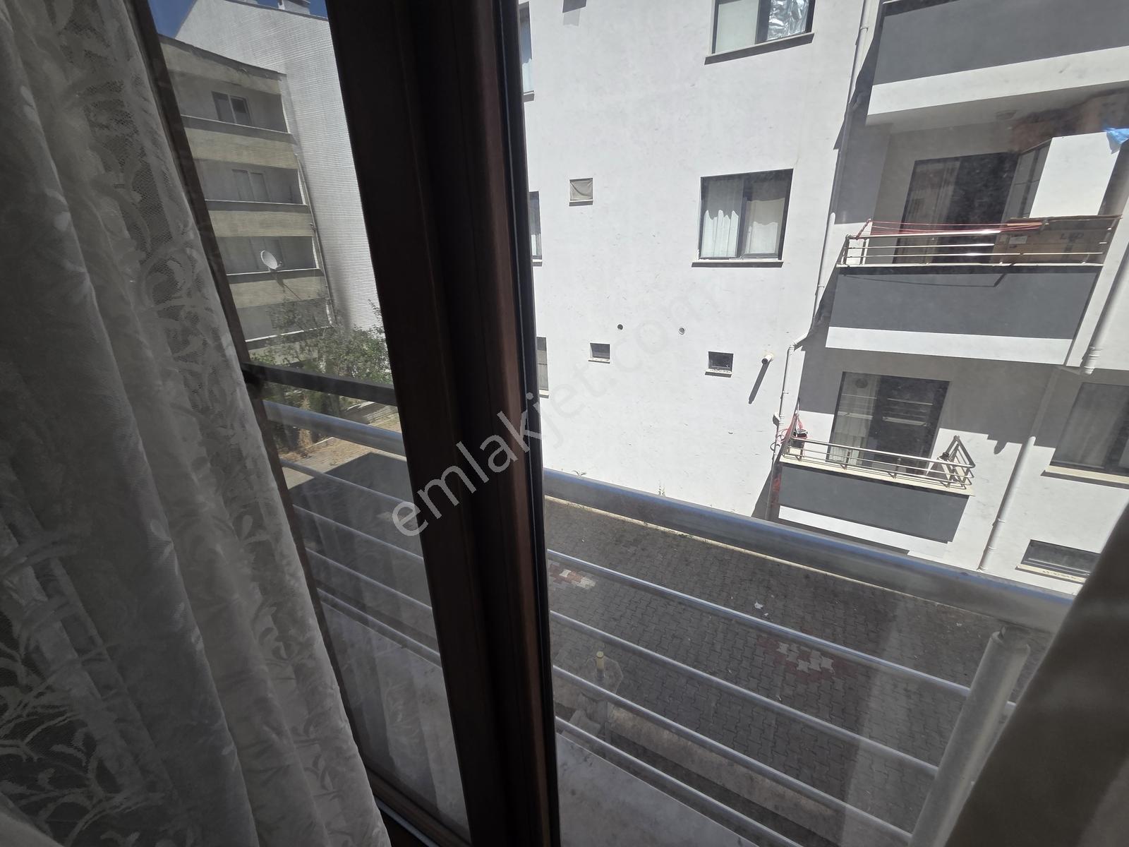Mir'den İzmir Yoluna 100 Metre Mesafe 1+1 Kiralık Eşyalı Daire - Görsel 14