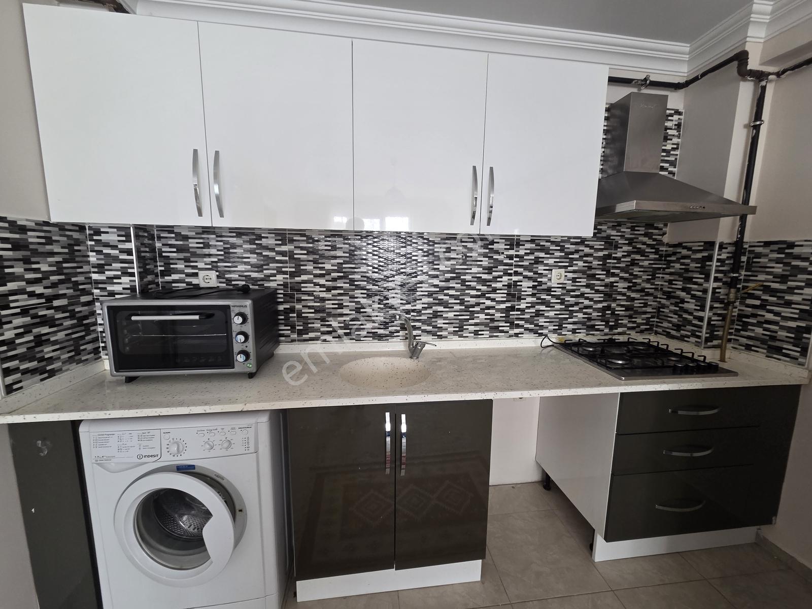 Mir'den İzmir Yoluna 100 Metre Mesafe 1+1 Kiralık Eşyalı Daire - Görsel 24