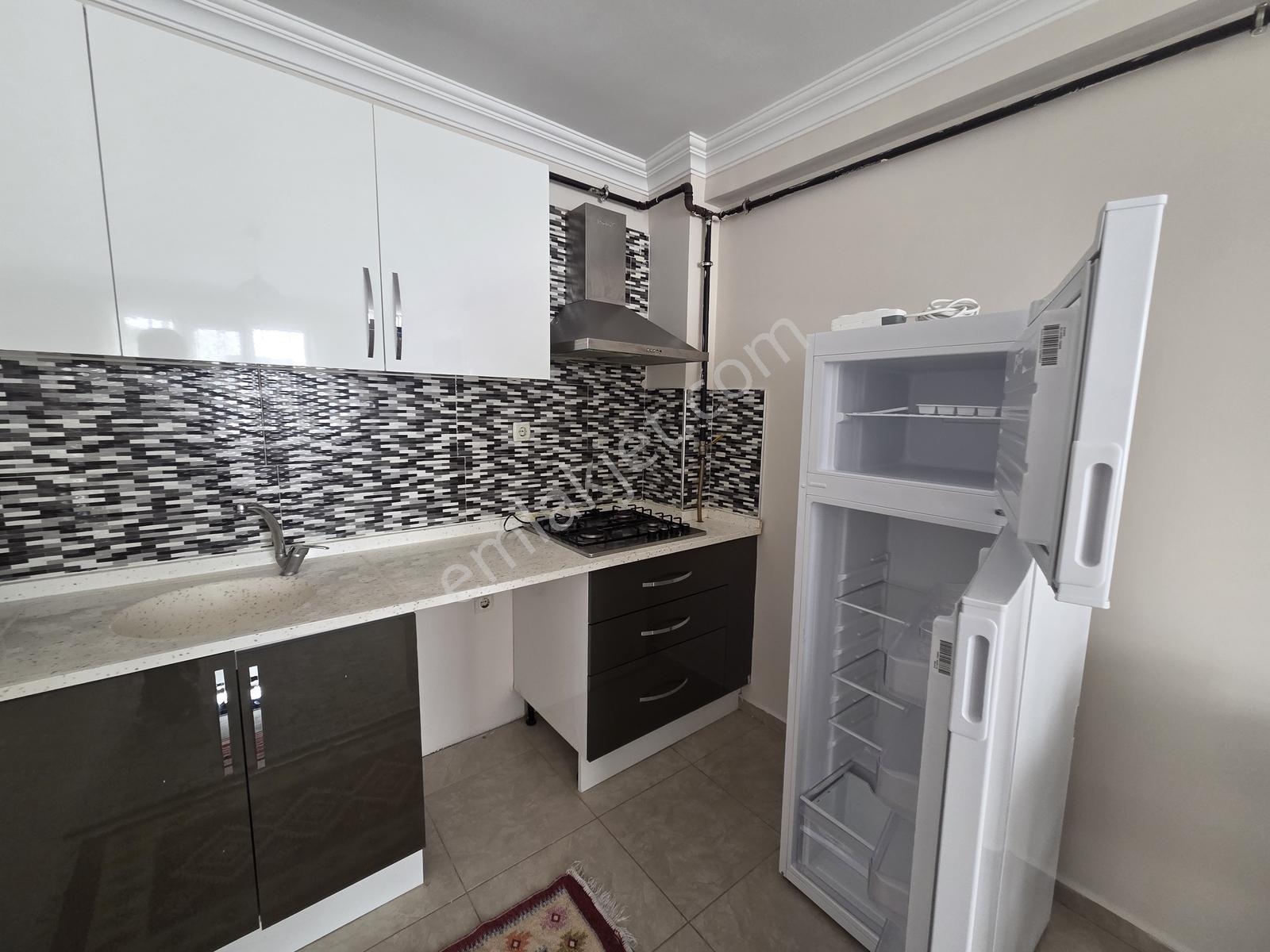 Mir'den İzmir Yoluna 100 Metre Mesafe 1+1 Kiralık Eşyalı Daire - Görsel 26