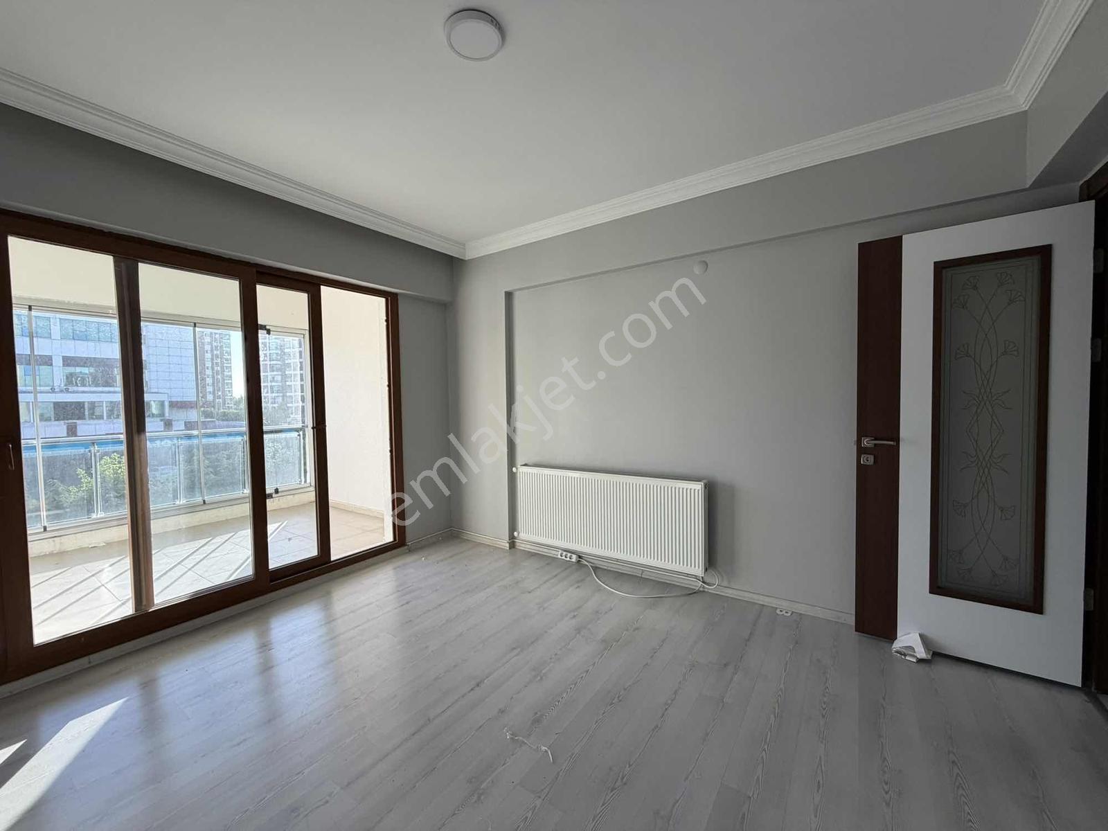 Özgün Gm'den - Güzelyurt Havuzlu Sitede Satılık 3+1 Arakat Daire - Görsel 30