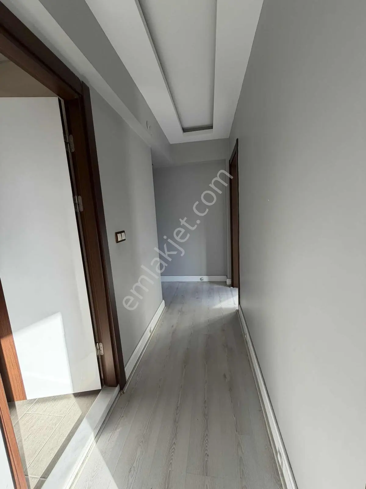 Özgün Gm'den - Güzelyurt Havuzlu Sitede Satılık 3+1 Arakat Daire - Görsel 29
