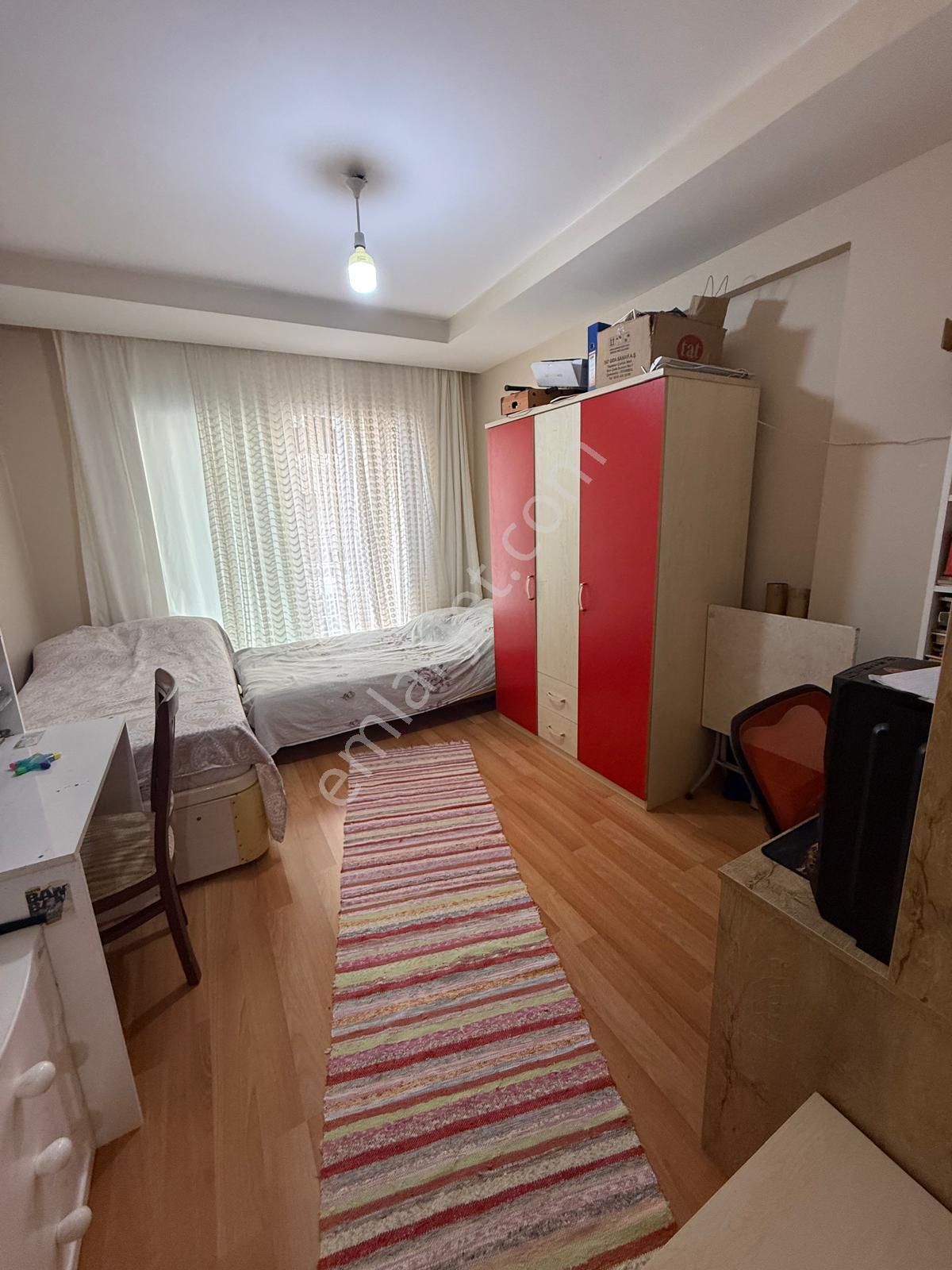 Mezitlide Aranan Konumda Aylık Kiralık Bağımsız Mutfaklı 3+1 - Görsel 25