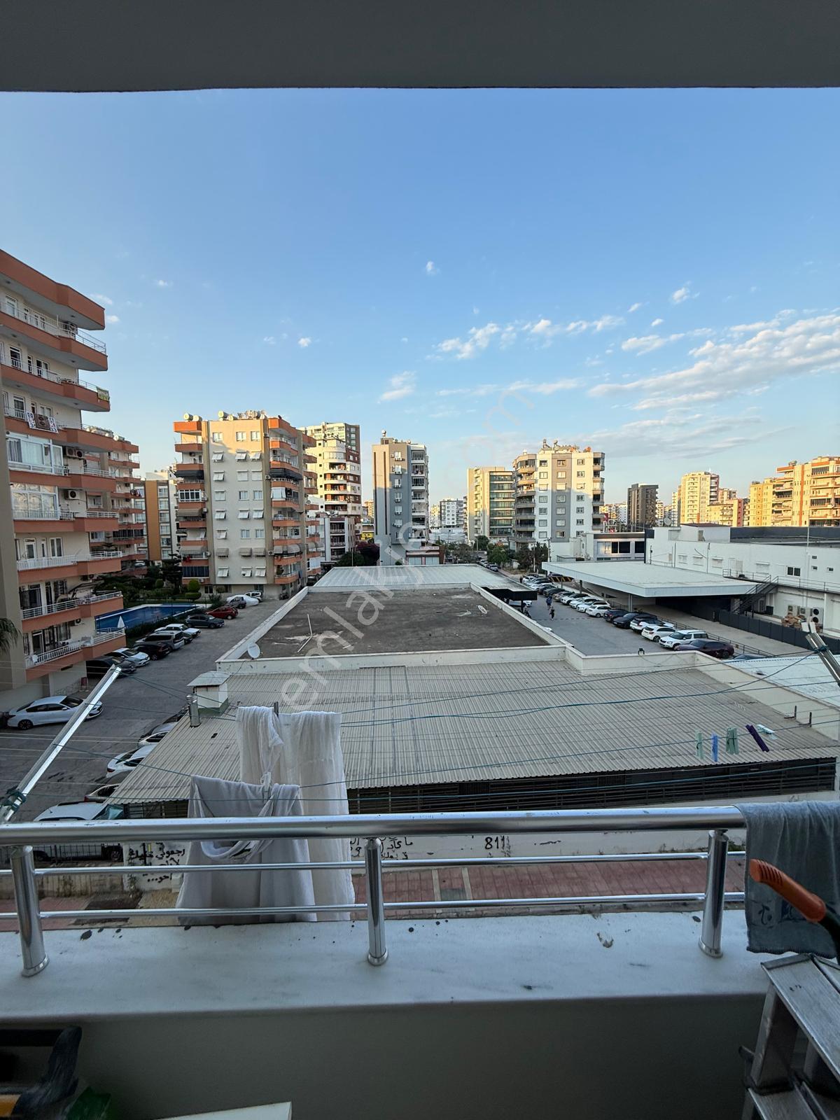 Mezitlide Aranan Konumda Aylık Kiralık Bağımsız Mutfaklı 3+1 - Görsel 20