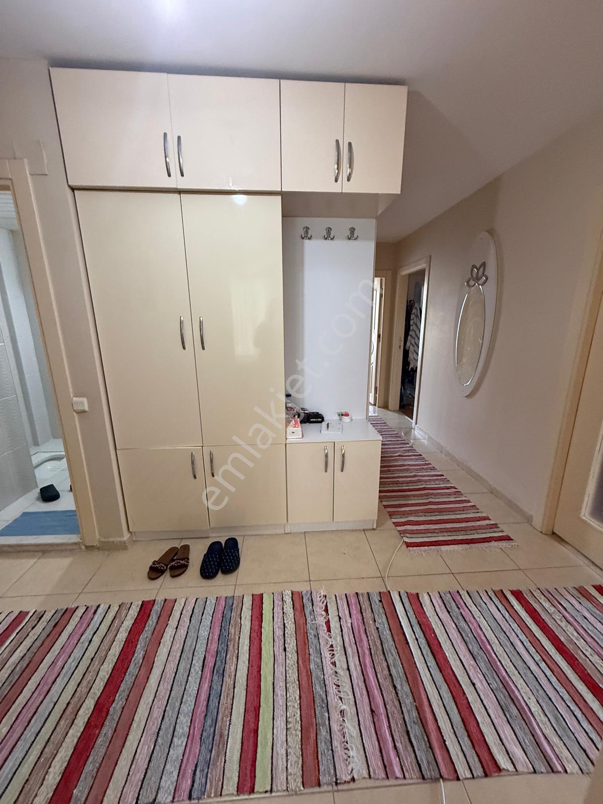Mezitlide Aranan Konumda Aylık Kiralık Bağımsız Mutfaklı 3+1 - Görsel 26