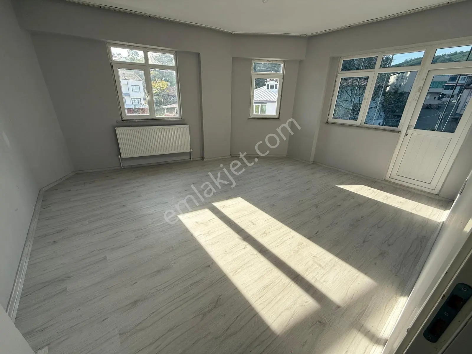 Bi·nova'dan Tekkeköy Çay Mahallesinde Kiralık 2+1 Daire