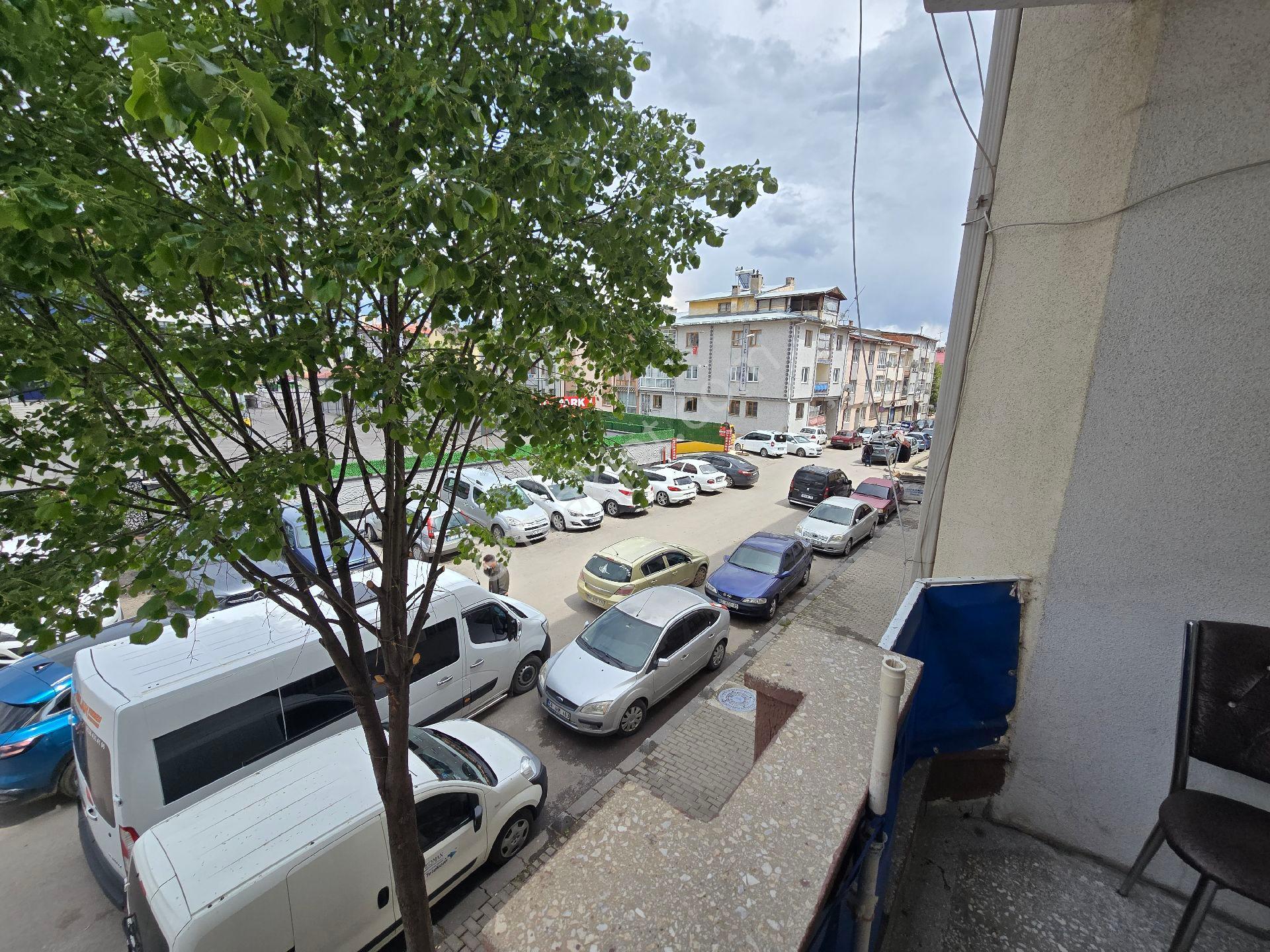 Re/max Central'dan Çarşıiçinde 3+1 Daire - Görsel 16