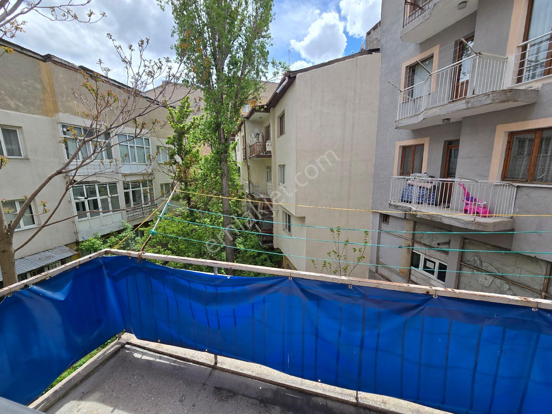Re/max Central'dan Çarşıiçinde 3+1 Daire - Görsel 14