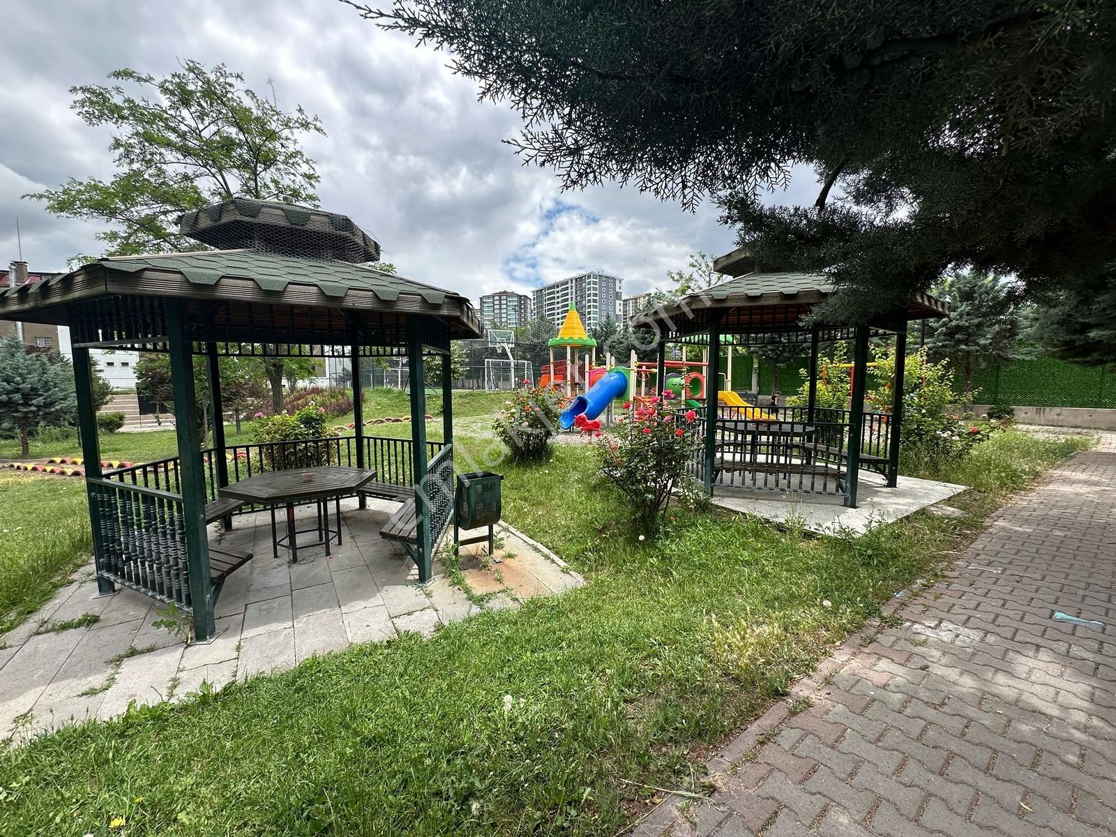 Batıkent Turgut Özalda Boztepe Batı Sitesinde Satılık 4+1 Daire - Görsel 30