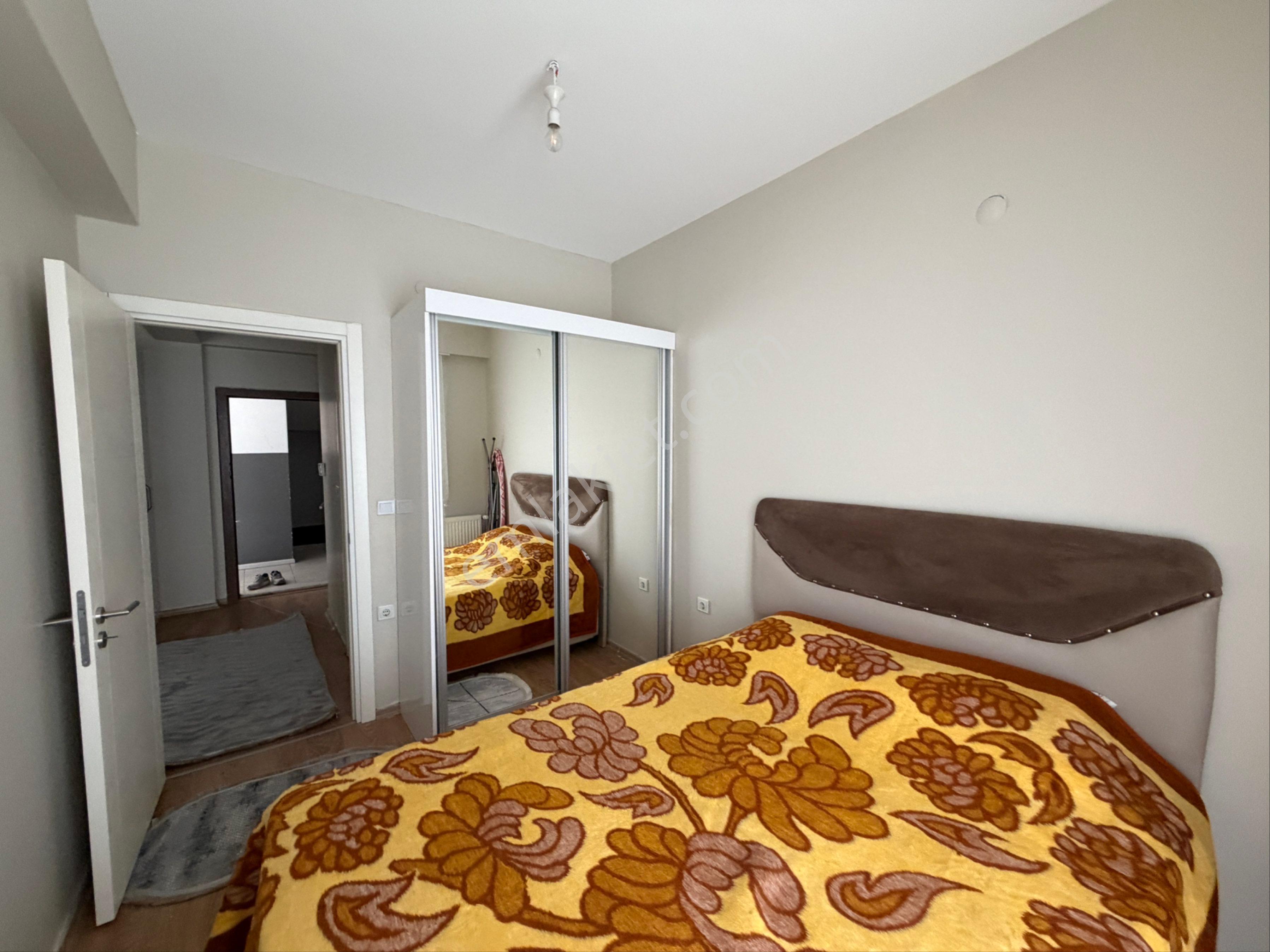 Torbalı Yedieylül Mah Havuzlu Sitede Satılık Full Eşyalı 1+1 Daire - Görsel 23
