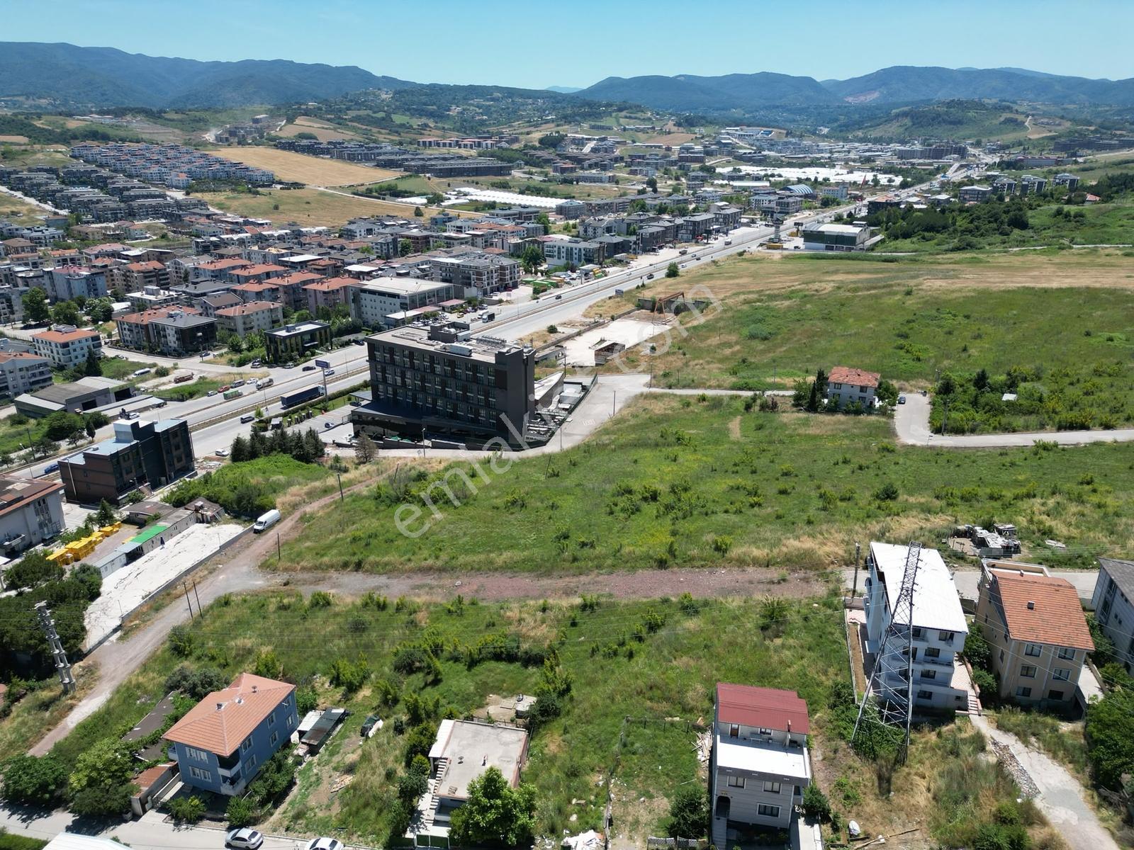 Hilton Otelin Arkasında Deniz Manzaralı 311 M2 İmarlı Arsa - Görsel 13