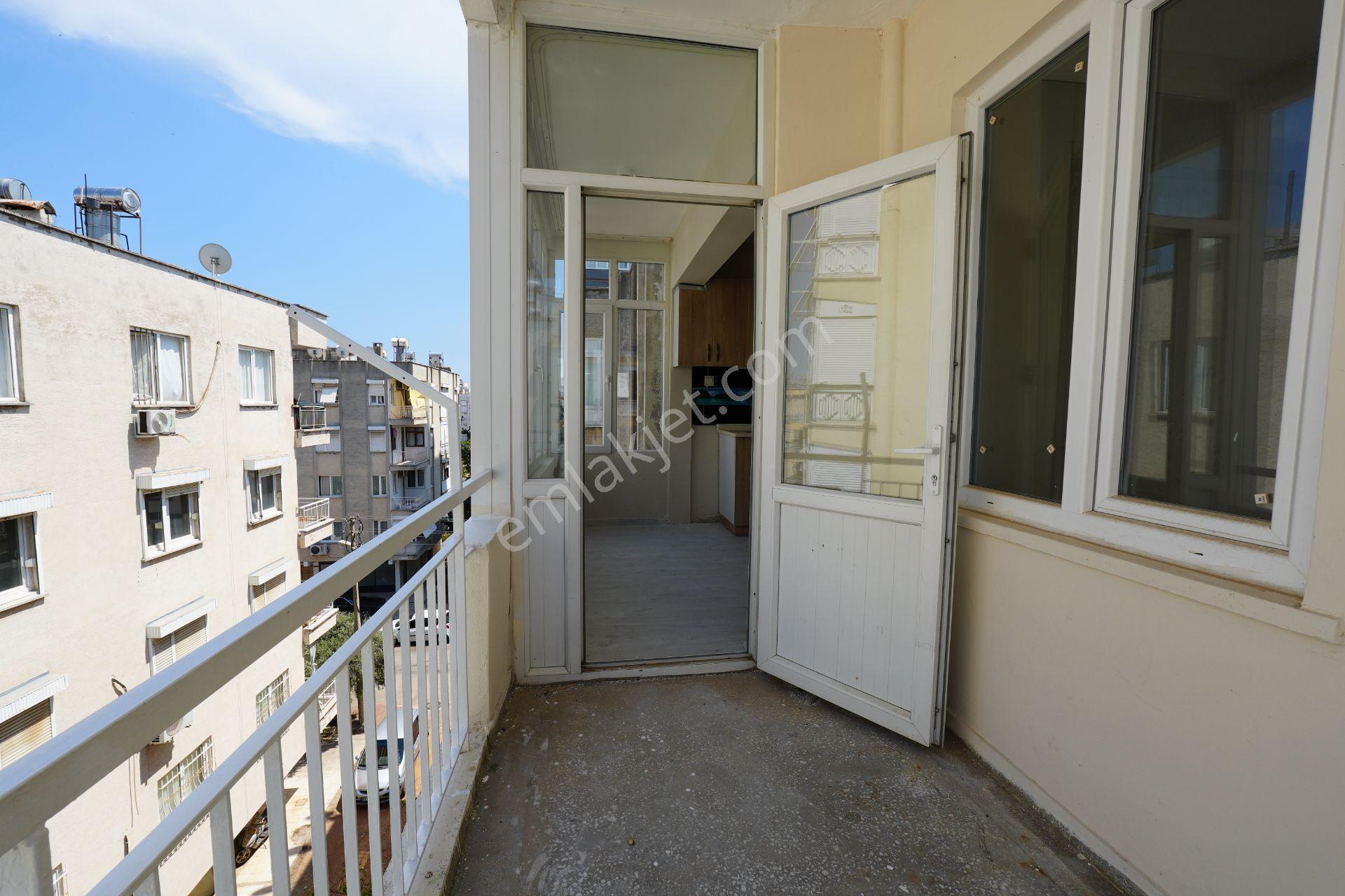 Güvenlik Mahallesinde Bahçe Manzaralı Satılık Daire - Görsel 8