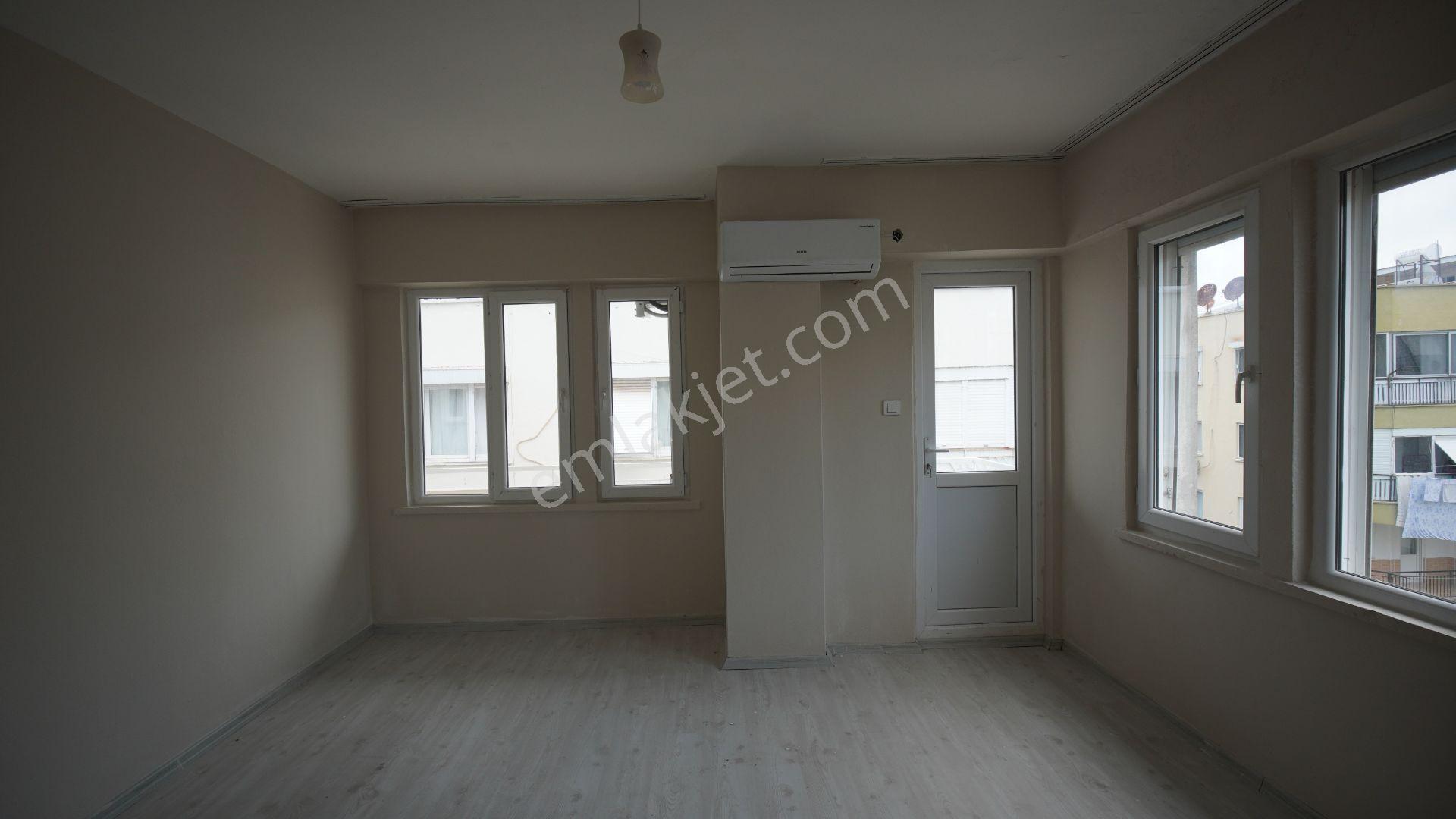 Güvenlik Mahallesinde Bahçe Manzaralı Satılık Daire - Görsel 26