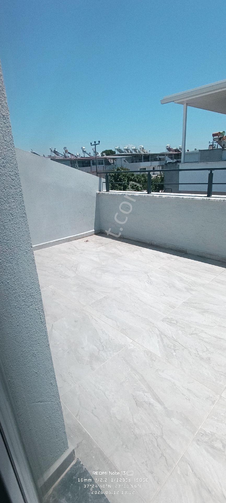 Efeler 5+2 Havuzlu