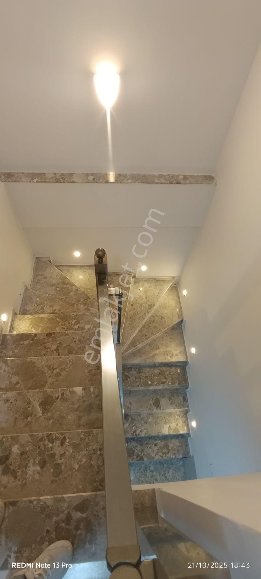 Merkezde Mustakil Bitişik Sifır Villa - Görsel 13