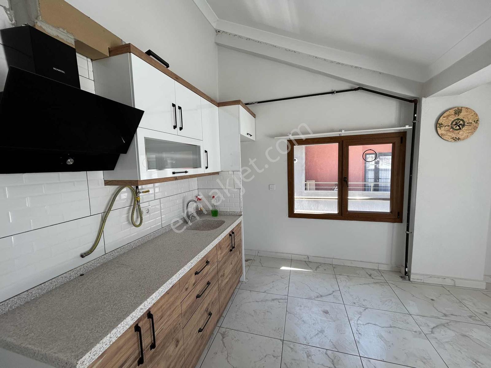 Balıkesir Plevne Mah.öğretmenevi Yakını Kiralık Teraslı 2+1daire - Görsel 6