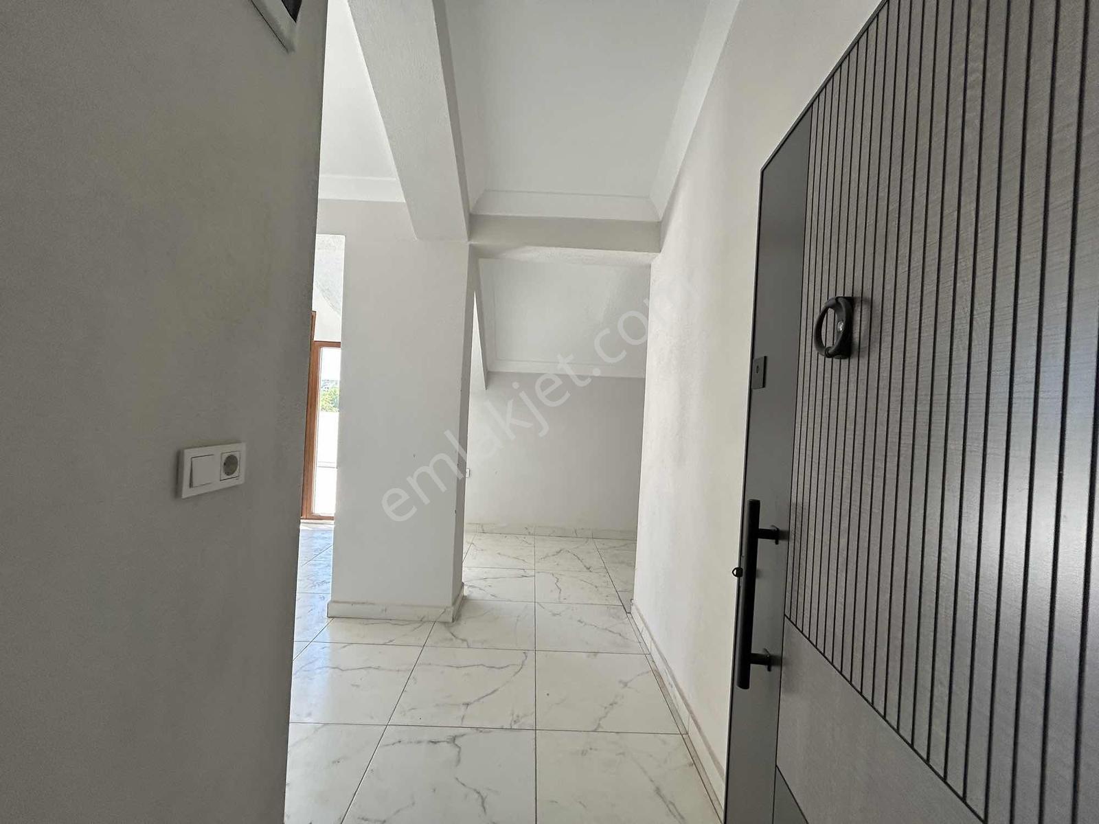 Balıkesir Plevne Mah.öğretmenevi Yakını Kiralık Teraslı 2+1daire - Görsel 3
