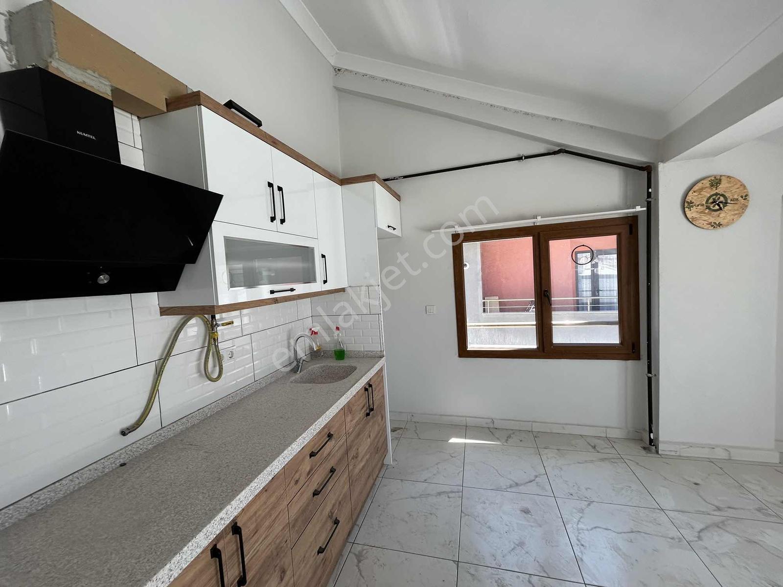 Balıkesir Plevne Mah.öğretmenevi Yakını Kiralık Teraslı 2+1daire - Görsel 7