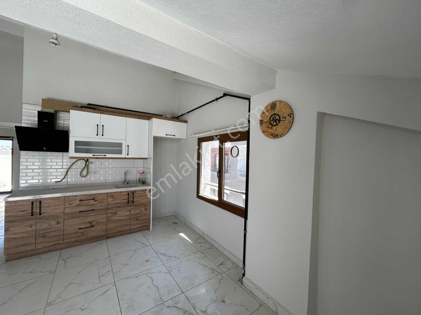 Balıkesir Plevne Mah.öğretmenevi Yakını Kiralık Teraslı 2+1daire - Görsel 5