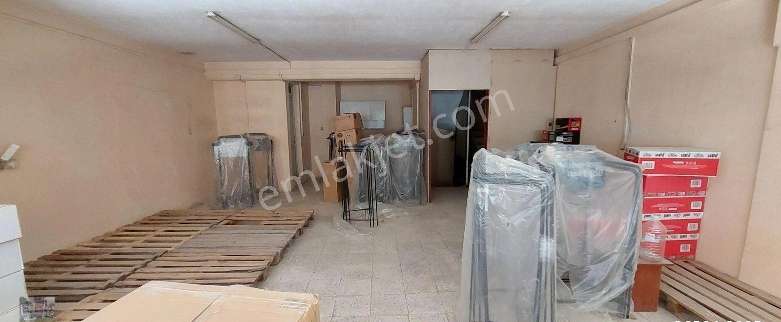 Karşıyaka Örnekköy San. Sitesinde 265m2 Kiralık İşyeri - Görsel 5