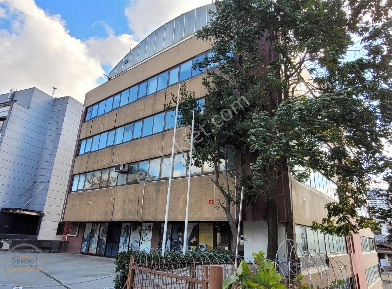 Kadıköy Hasanpaşa Da 7 Katlı 4200 M2 Komple Satılık Ticari Bina - Görsel 5