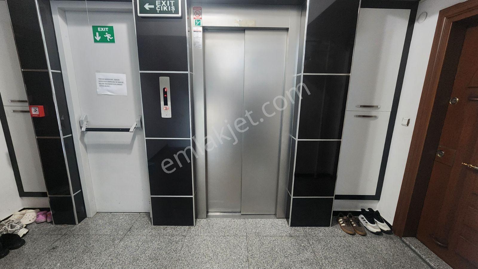 Mekan Konaklarında 130 M2 3+1 Otoparklı Güvenlikli Metroya Komşu - Görsel 33