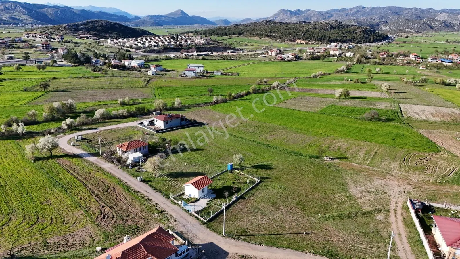 Yazlıkçı Ve Yatırımcıların Gözdesi Dağbelinde Villa Arsası - Görsel 9