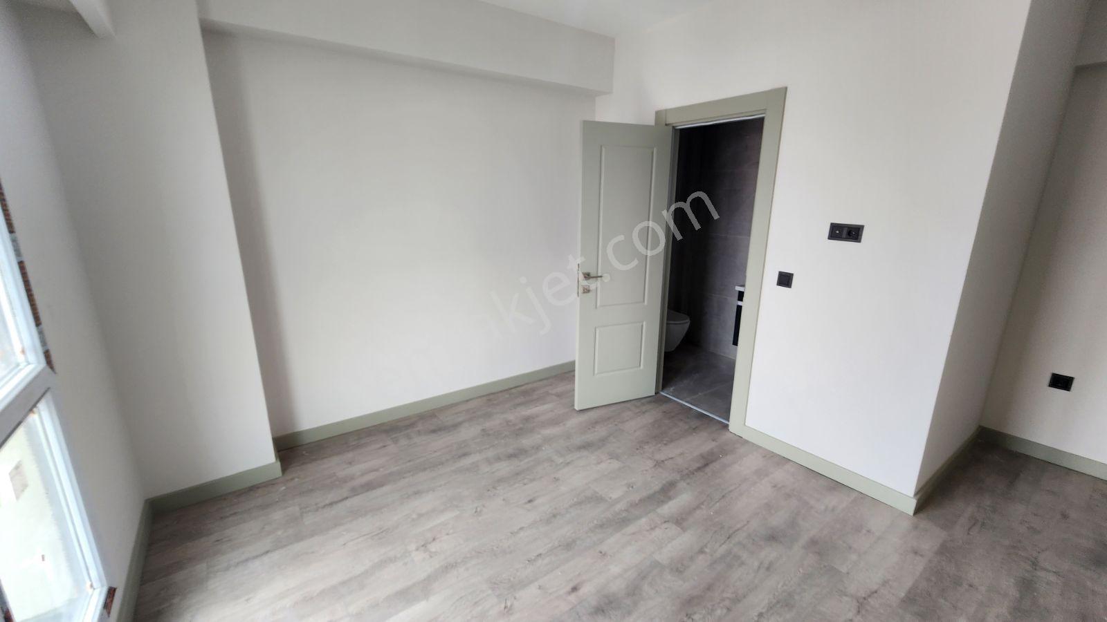 Enes Yeterden Site İçi Sıfır Daire - Görsel 8