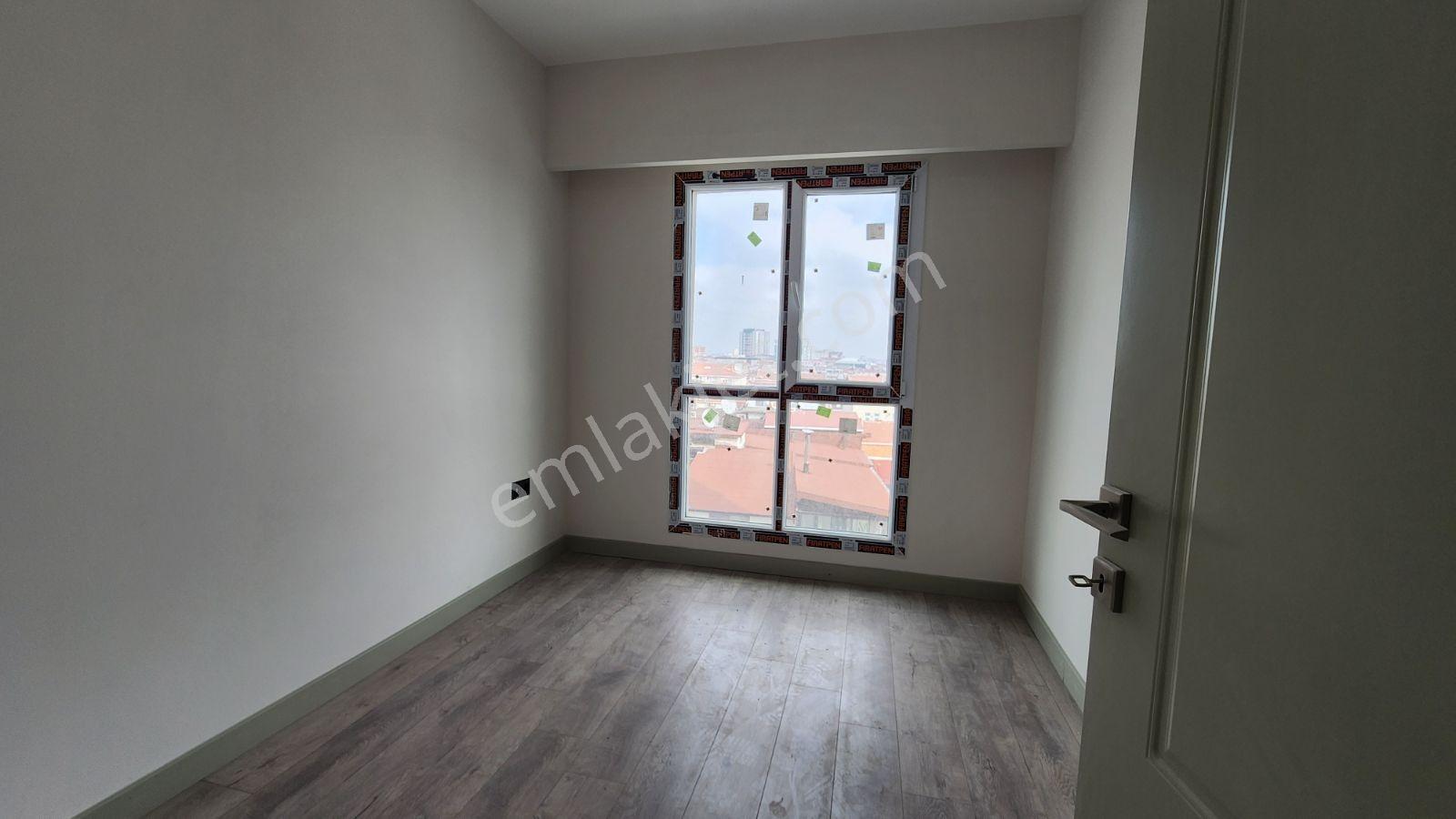 Enes Yeterden Site İçi Sıfır Daire - Görsel 9