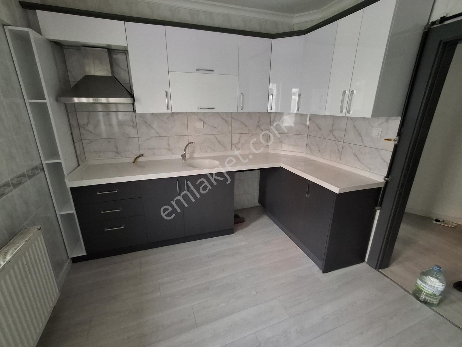 Ufuktepe Cadde Üzeri Yapılı 3+1 Kiralık Arakat Daire - Görsel 15