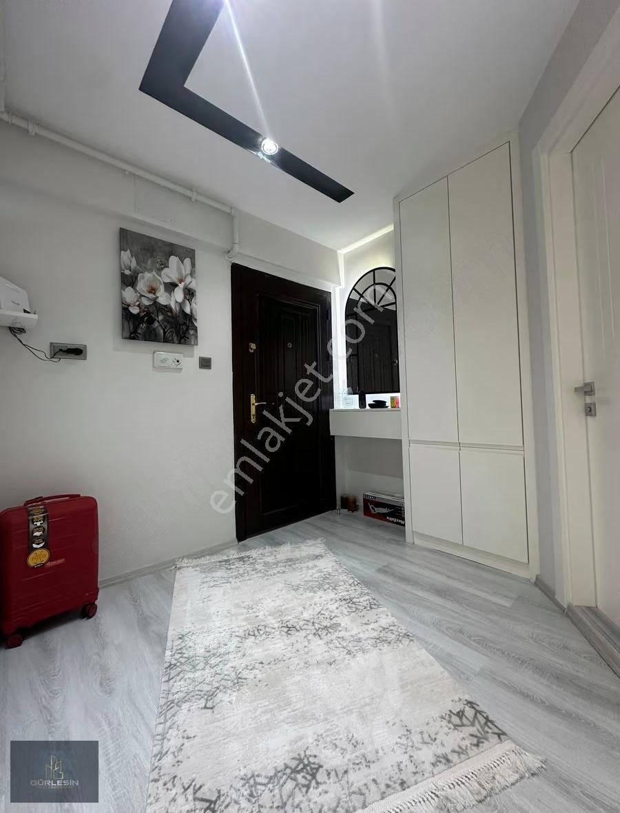 Gürlesinde Servergazide Site İçinde Yenilenmiş Masrafsız Daire - Görsel 9