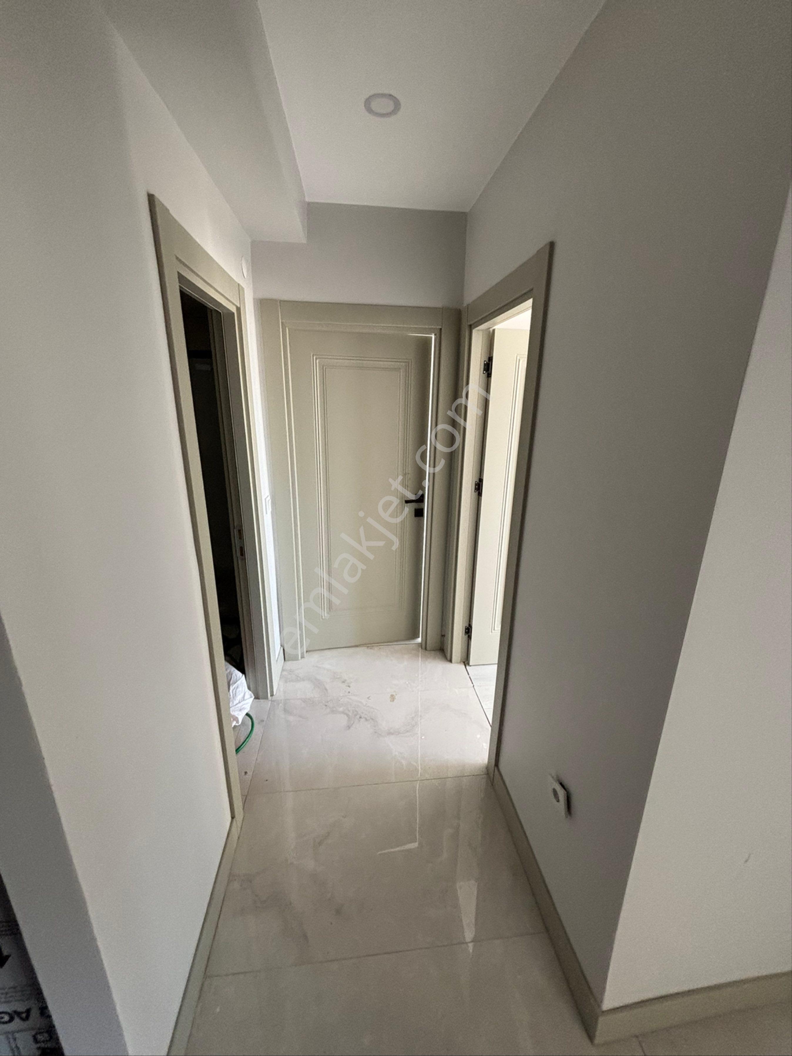 Celaliye’de Sıfır Binada Kiralık 2+1 Giriş Kat Daire - Görsel 9